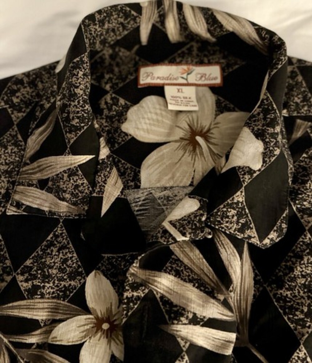 Paradise Blue Button Up Shirt Men’s XL Silk Floral Hawaiian Woven Black